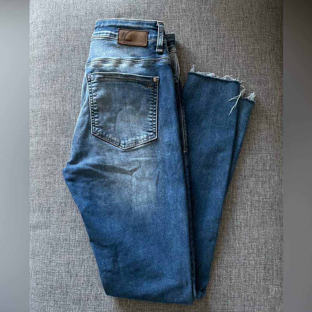 Mavi "Alissa" Distressed Medium Wash Skinny Jeans - Picture 4 of 8